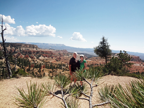 The two RV Gypsies at Sunrise Point in Bryce Canyon